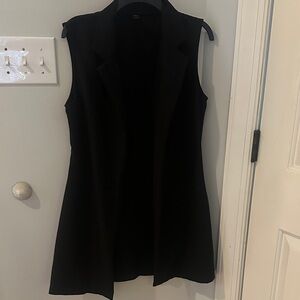 Sleeveless Black Vest